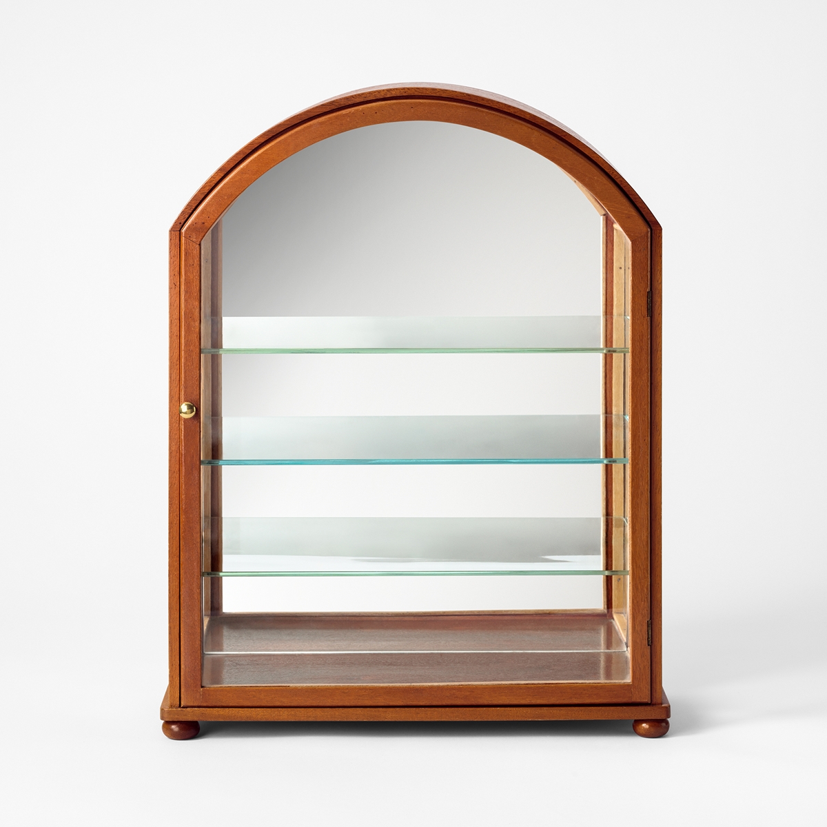 Glass Cabinet 2070 - Svenskt Tenn Online - Josef Frank