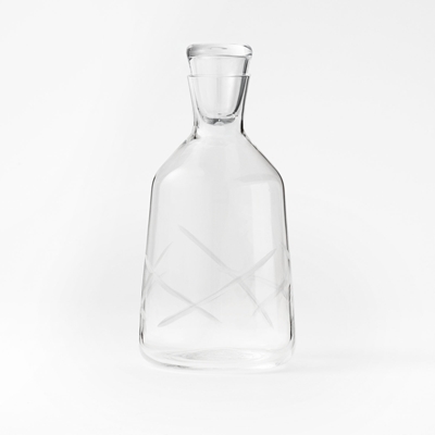 Carafe Skär - Svenskt Tenn Online - Width 12 cm Height 20 cm, Glass, Clear, Gustaf Nordenskiöld