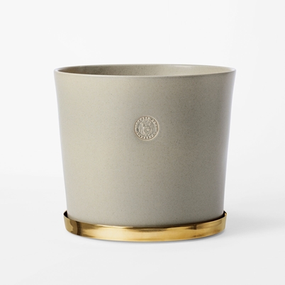 Pot Tolvekarna - Height 21,5 cm, Stoneware, Oyster | Svenskt Tenn