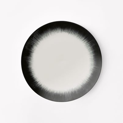 Plate Fornasetti - Svenskt Tenn Online - Ø26 cm, Porcelain, 171 
