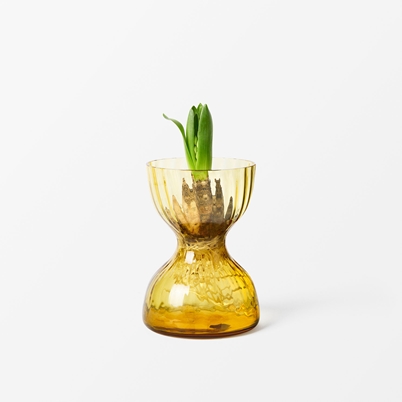 Vase Iris - Diameter 10,5 cm, Height 14 cm, Amber | Svenskt Tenn
